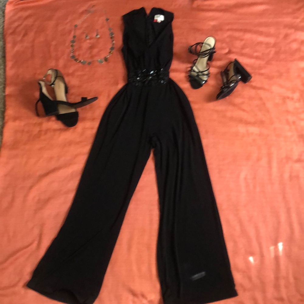 Black jumpsuit with pockets. Shoes. Accessories